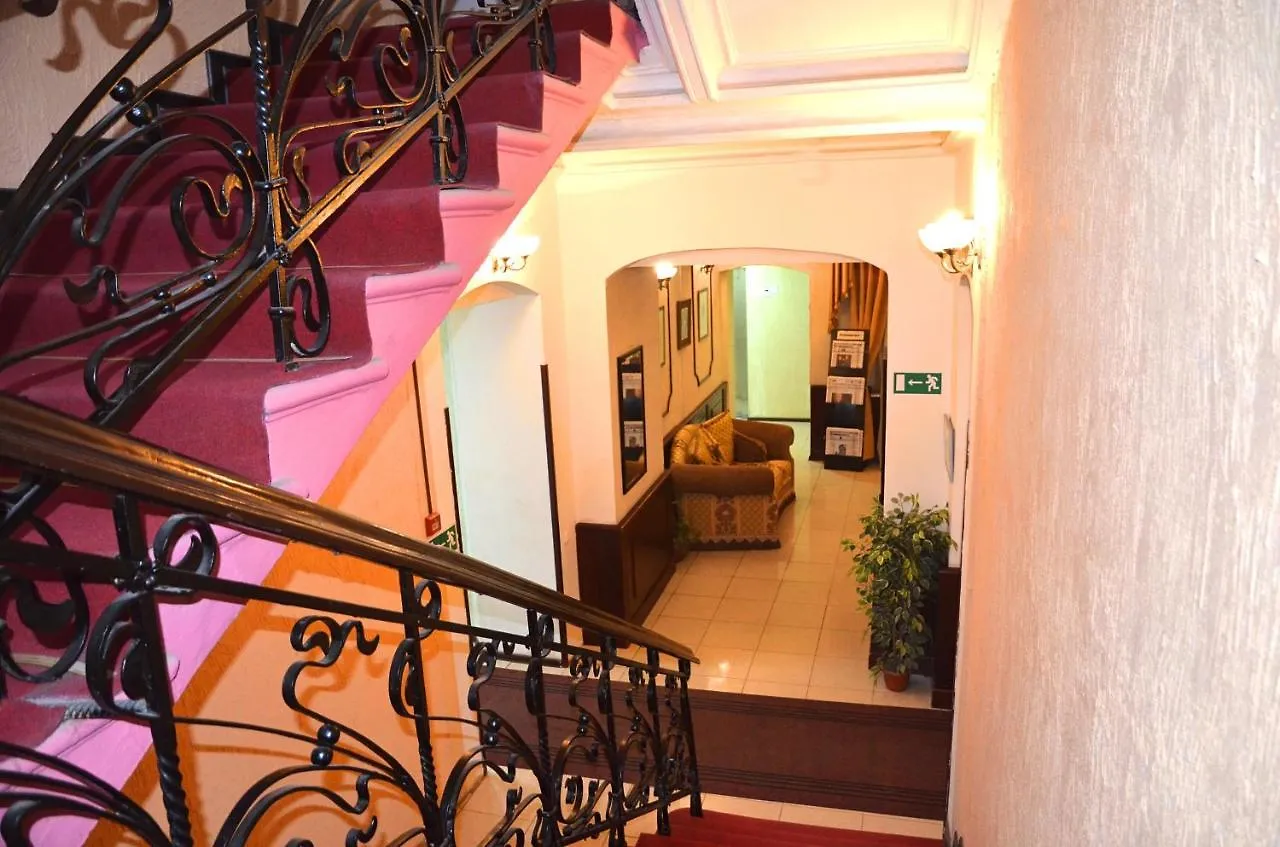 ****  Ermitage Hotel Moscú Rusia